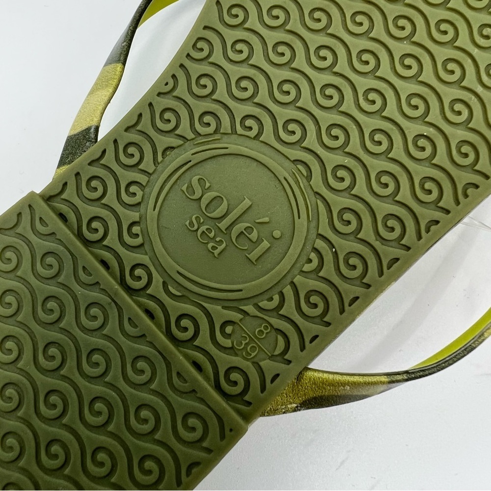 NWT Solei Sea Indie Camo Citron Sandal Camouflage Leather Sandal Green US 8 EU39 - Picture 9 of 11